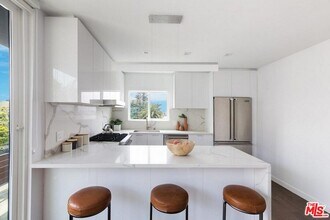 1425 N Crescent Heights Blvd in West Hollywood, CA - Building Photo - Building Photo