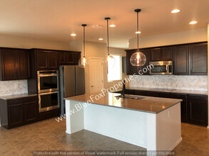 12573 N Summer Wind Dr in Marana, AZ - Building Photo - Building Photo