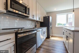 3965 Lancaster Ave in Philadelphia, PA - Building Photo - Building Photo