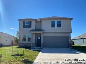 1378 Rios Bend Dr in New Braunfels, TX - Building Photo