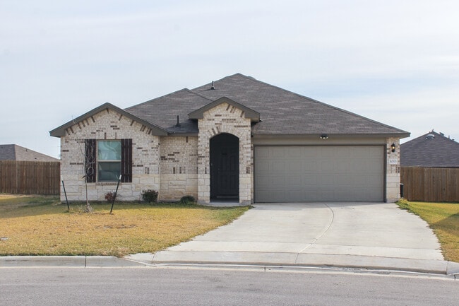 property at 1013 Velvet Ct