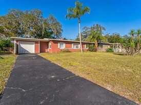 1590 Hilldale Rd in Titusville, FL - Building Photo