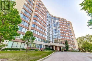 1240 Marlborough Ct in Oakville, ON - Building Photo