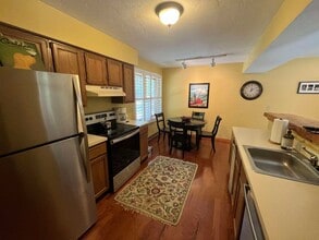 35 Woodland Pines Rd in Bartlett, NH - Foto de edificio - Building Photo