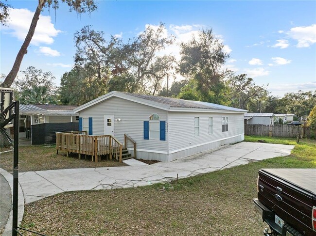 10522 Bay Hills Cir in Thonotosassa, FL - Building Photo - Building Photo