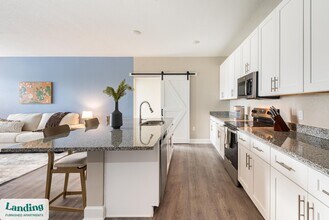 5353 US-27, Unit 1002 in Ocala, FL - Foto de edificio - Building Photo