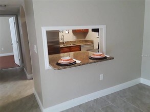 3244 S Semoran Blvd, Unit 11 in Orlando, FL - Building Photo - Building Photo