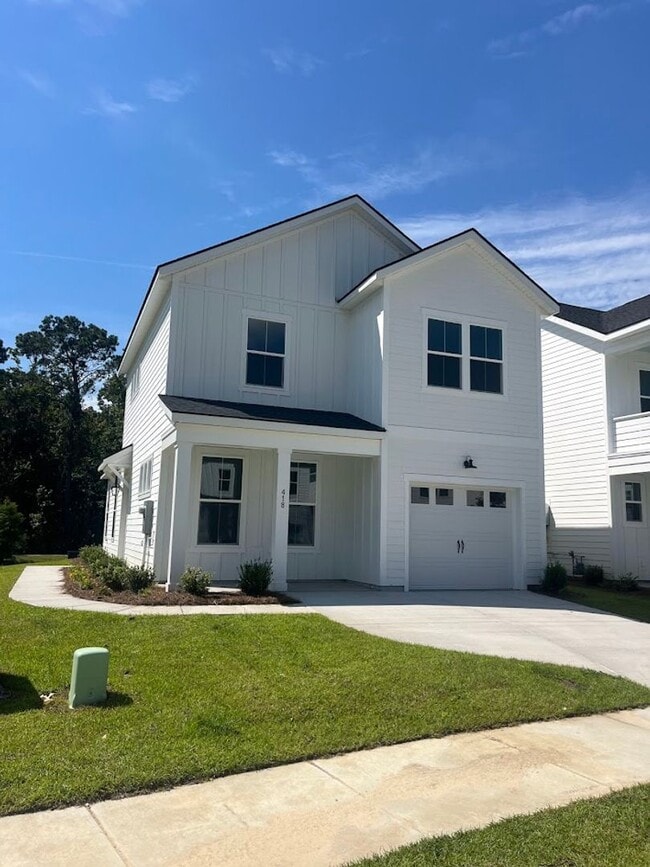 418 Queenview Ln