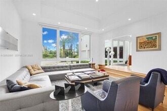 145 Biscay Dr in Bal Harbour, FL - Building Photo - Building Photo