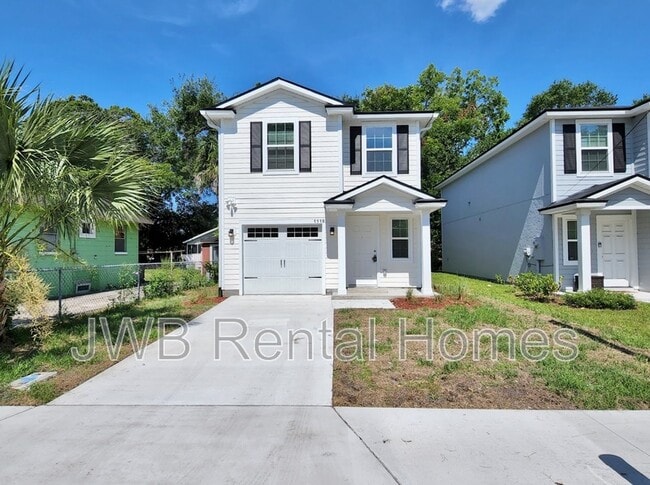 property at 1118 Weare St