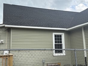 307 E Pembroke Ave in Hampton, VA - Building Photo - Building Photo