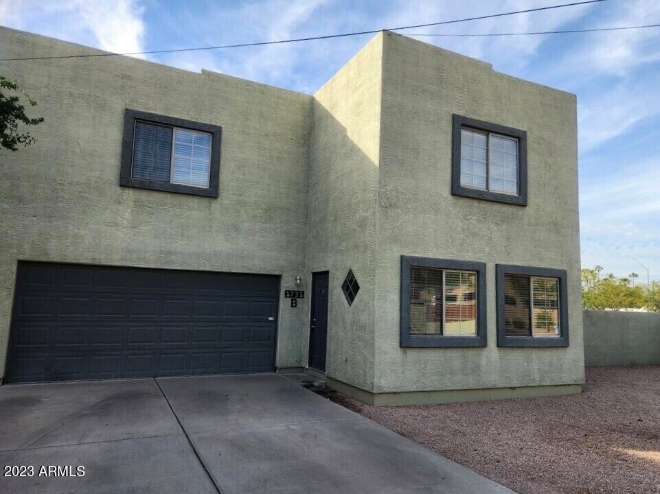 1731 E Cambridge Ave in Phoenix, AZ - Building Photo