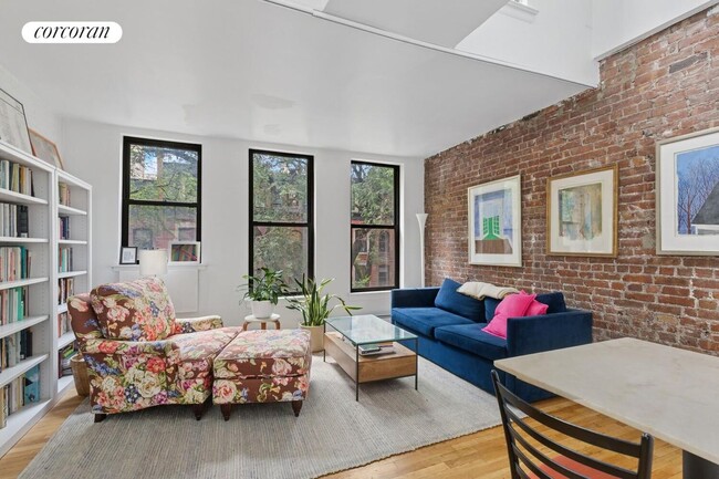 property at 27 W 94th St