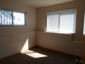 919 24th St in Bellingham, WA - Building Photo - Building Photo