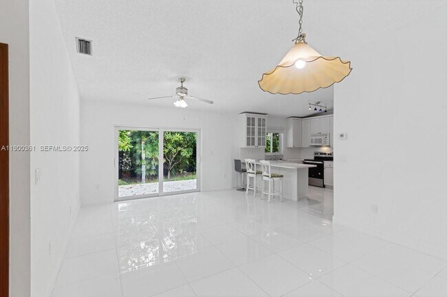 9617 SW 144th Pl in Miami, FL - Building Photo - Building Photo