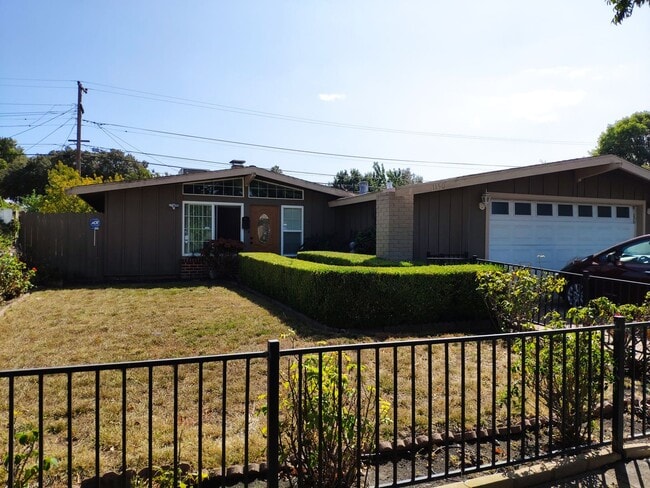1150 Pecos Way in Sunnyvale, CA - Building Photo - Building Photo