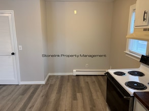 66 Hamlet Ave in Woonsocket, RI - Building Photo - Building Photo