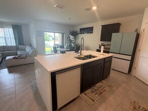 1405 Pace Dr NW in Palm Bay, FL - Building Photo - Building Photo