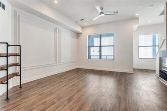 1813 Park Ave in Dallas, TX - Building Photo - Building Photo