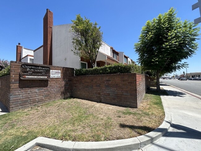 property at 400 S Garfield Ave