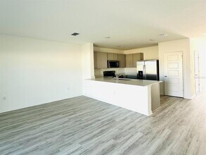 1335 Tallowwood Ln in Davenport, FL - Building Photo - Building Photo