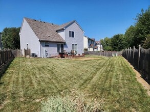 80 Kenilworth Ct in Romeoville, IL - Building Photo - Building Photo