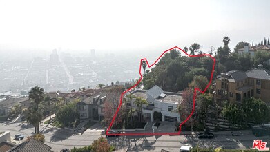 2136 Rimcrest Dr in Glendale, CA - Building Photo - Building Photo