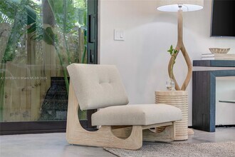 1000 NW 9th Ct in Miami, FL - Building Photo - Building Photo