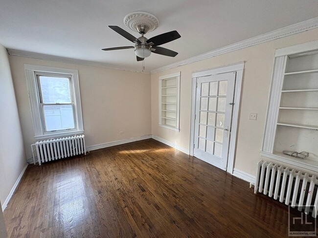 BAISLEY AVENUE, BRONX in Bronx, NY - Building Photo - Building Photo