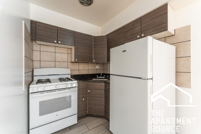 property at 1515 W Morse Ave