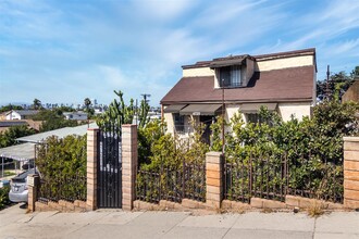 4723 Pickford St in Los Angeles, CA - Building Photo - Building Photo