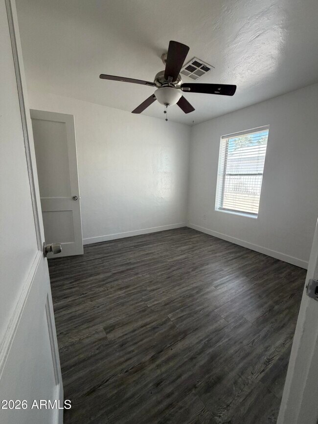 712 W Taylor St in Phoenix, AZ - Foto de edificio - Building Photo