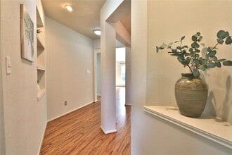 4810 Linden Pl in Pearland, TX - Building Photo - Building Photo