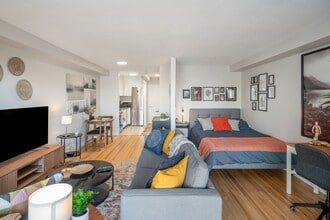 840 Broughton St in Vancouver, BC - Building Photo - Building Photo