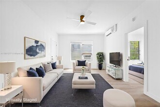 641 10th St in Miami Beach, FL - Building Photo - Building Photo