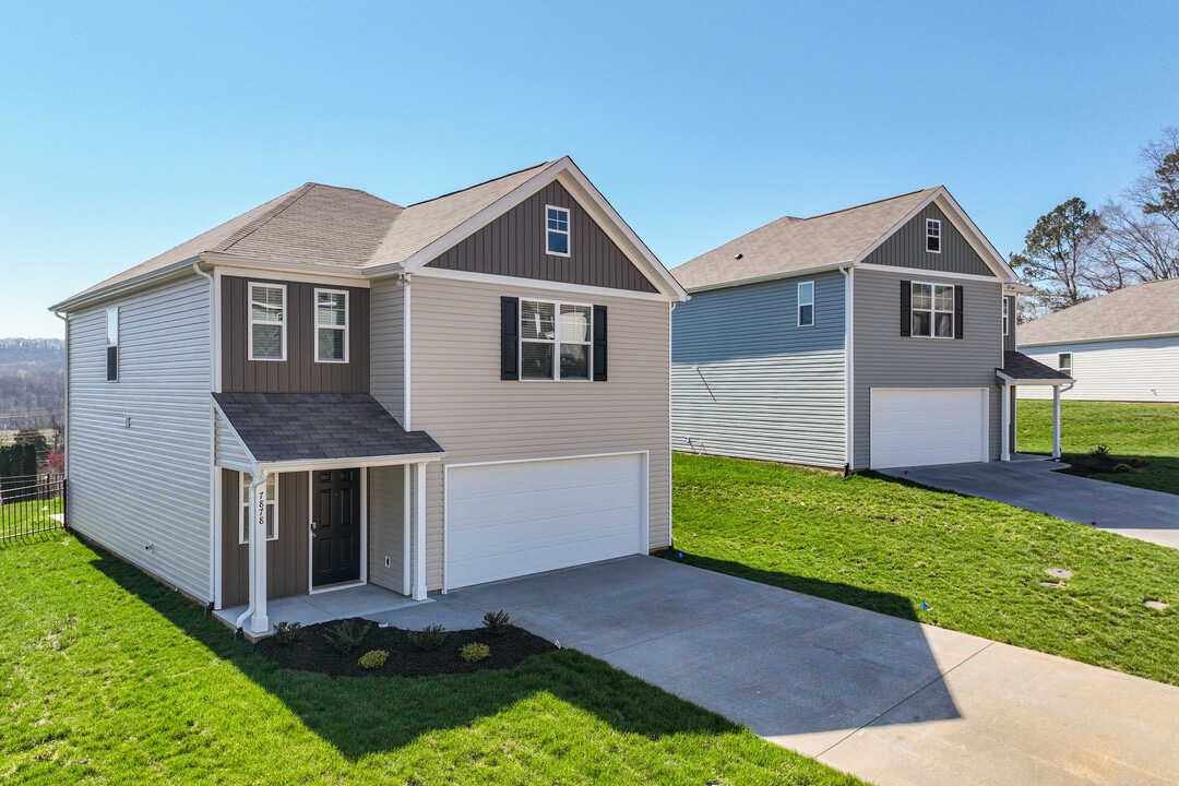 Mockingbird Meadows in Knoxville, TN - Foto de edificio