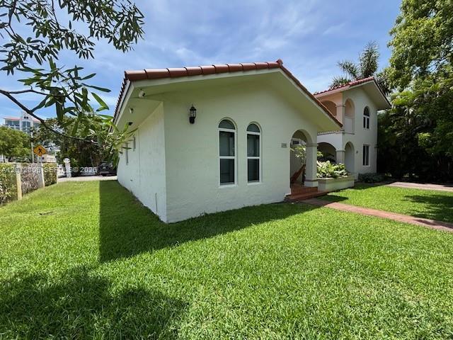 400 Majorca Ave
