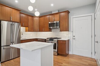 106 Montgomery St, Unit 1A in Bloomfield, NJ - Foto de edificio - Building Photo