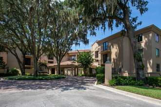 Woodford Riverfront Villas in Jacksonville, FL - Building Photo - Building Photo