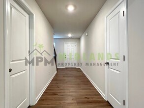 142 Parkwood Ct in Camden, SC - Building Photo - Building Photo