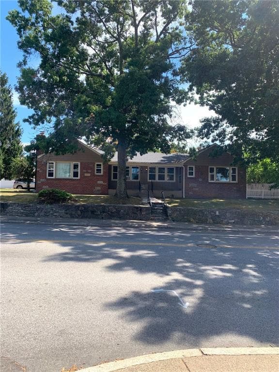 property at 654 East Ave