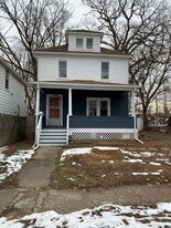 688 South St in Newburgh, NY - Building Photo