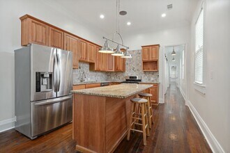 2922 Banks St in New Orleans, LA - Building Photo - Building Photo