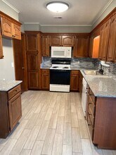 1506 Canterbury St in Norman, OK - Building Photo - Building Photo