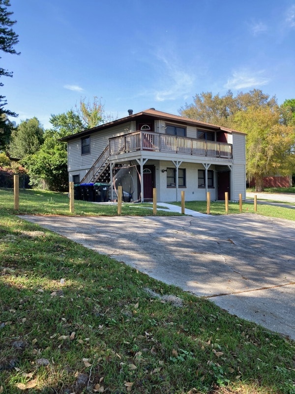 property at 901 Monroe Ct