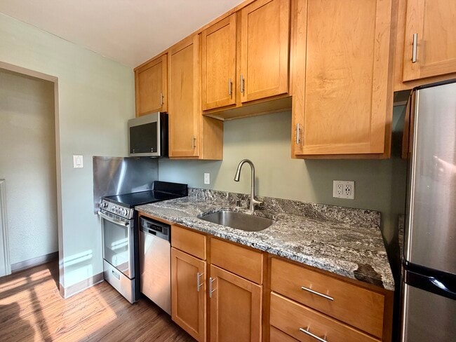 2333 Priscilla St of In the City Apartments