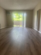 Greenridge Apartments in Sacramento, CA - Building Photo - Building Photo