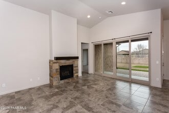 1299 Essex Way in Chino Valley, AZ - Building Photo - Building Photo