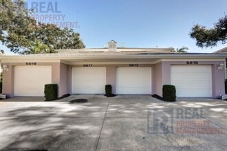 5613 Sheffield Greene Cir in Sarasota, FL - Building Photo - Building Photo