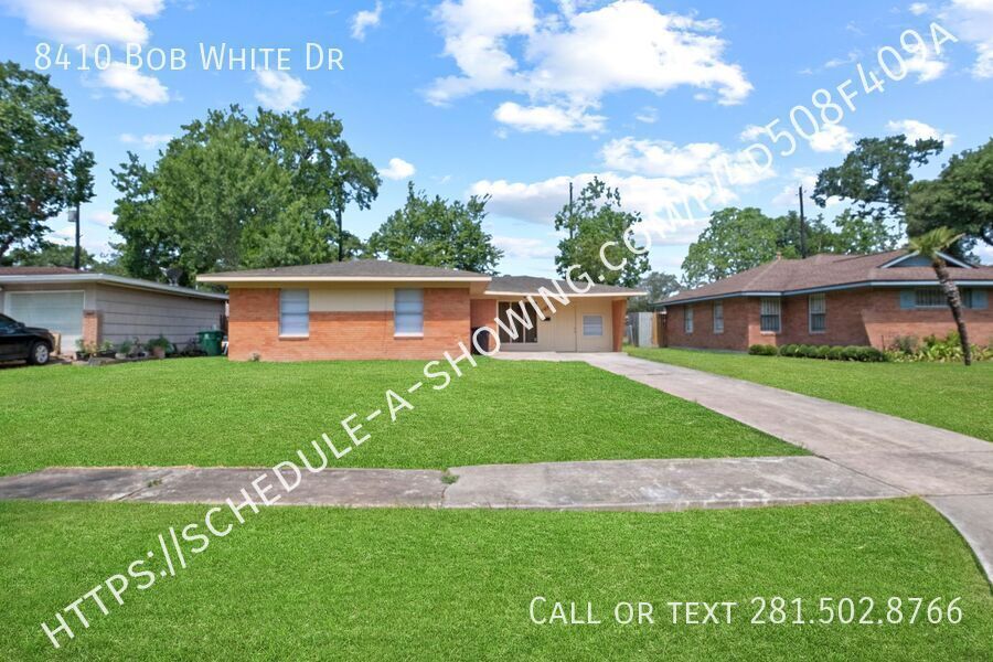 8410 Bob White Dr in Houston, TX - Building Photo